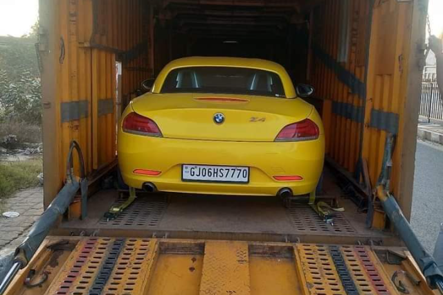 packers and movers working img